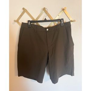 Lululemon Commission Short, green, size 34